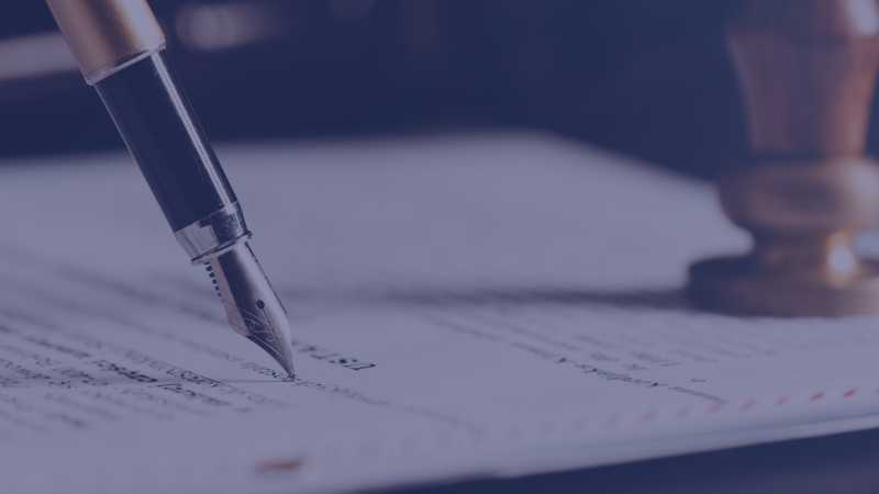 LEGGE E CONTRATTUALISTICA